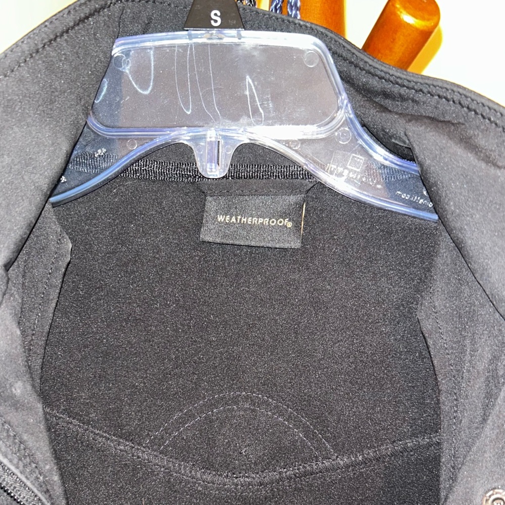 Weatherproof Rain Coat - Picture 2 of 7